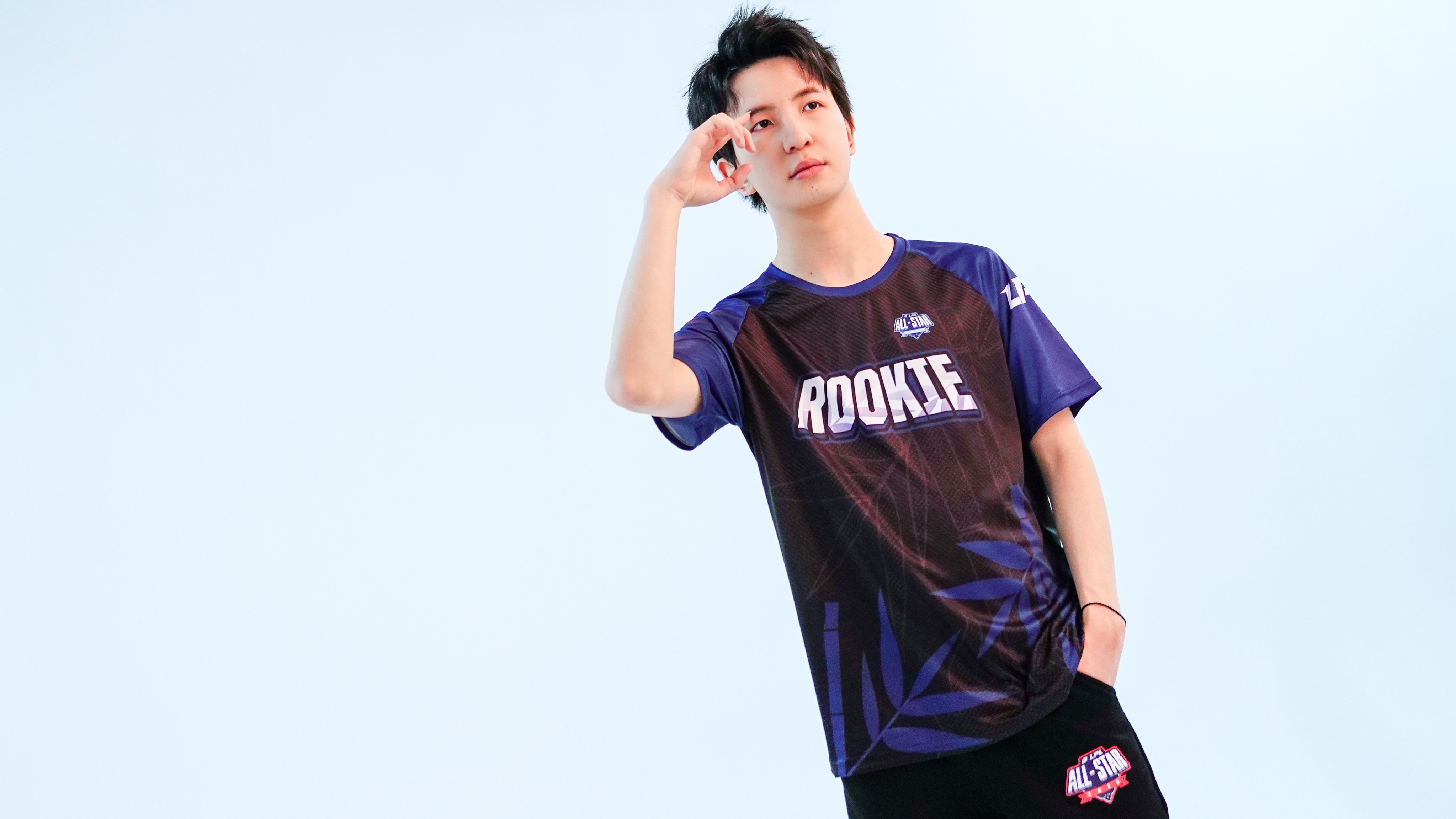 斯图加特发布备战花絮，国际比赛日临场应变，全明星赛任务艰巨，纪律约束更严格-开云体育官方